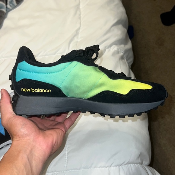 NEW BALANCE SHOES SZ 8.5&9 2 for $150 1 for $85. worn 2 times. - Picture 2 of 5